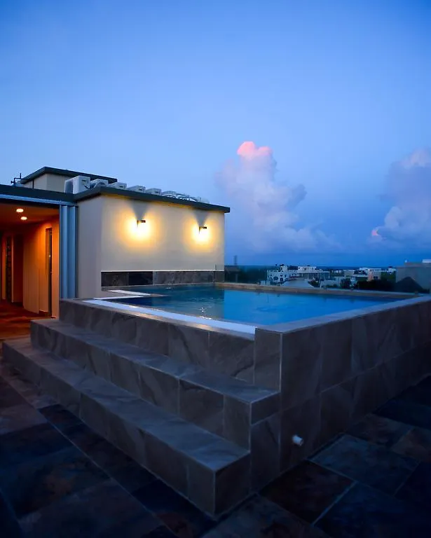 Sunrise 42 Suites Hotel Playa del Carmen